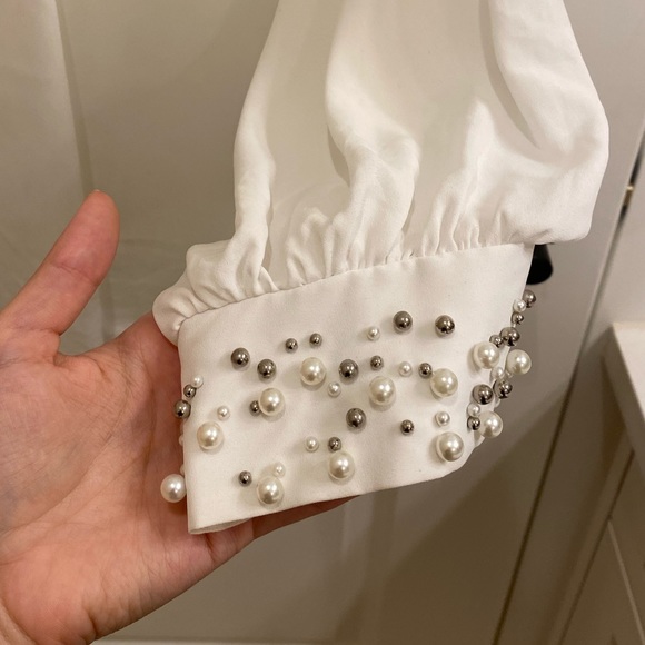 Zara Basic Blouse - Picture 3 of 4